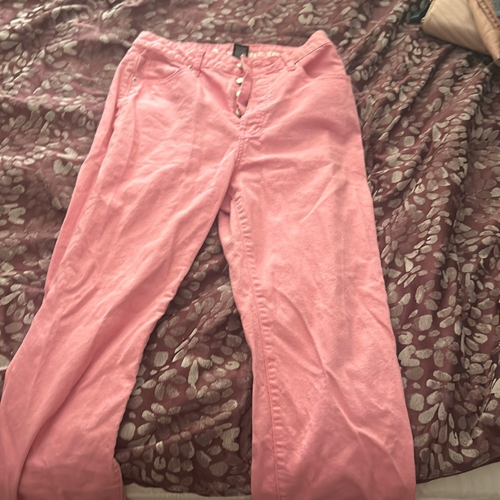 S.O.N.G brand. Bright pink jeans. 90’s boyfriend style.